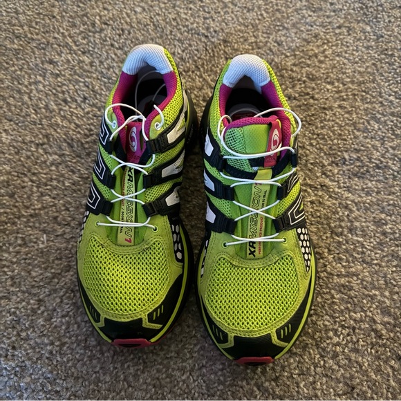Salomon Neon Green Trail Shoes with Pink Accents - Picture 2 of 6